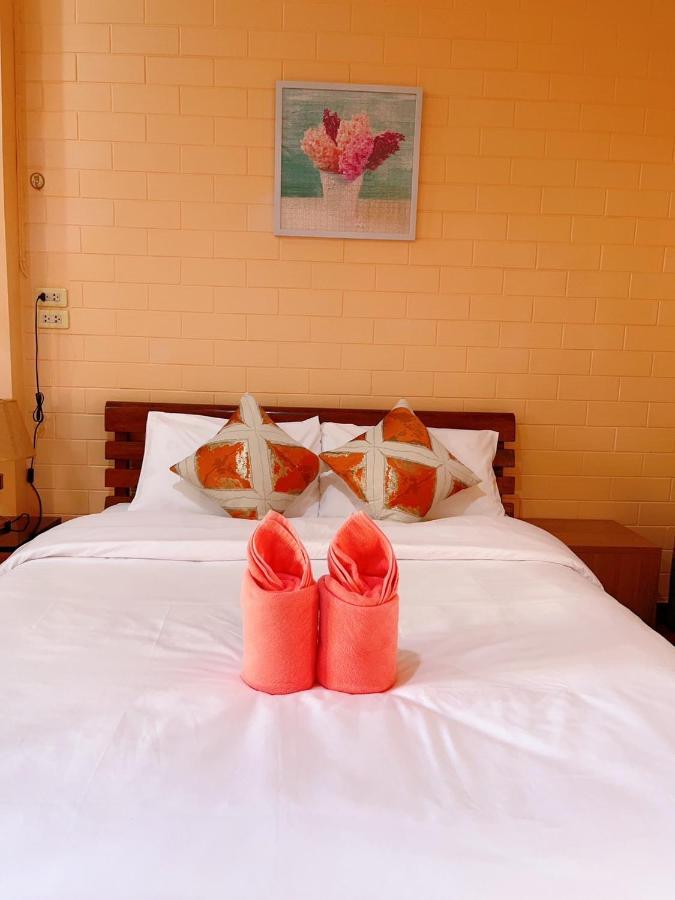Bunraksa Resort Kamphaeng Phet Ngoại thất bức ảnh
